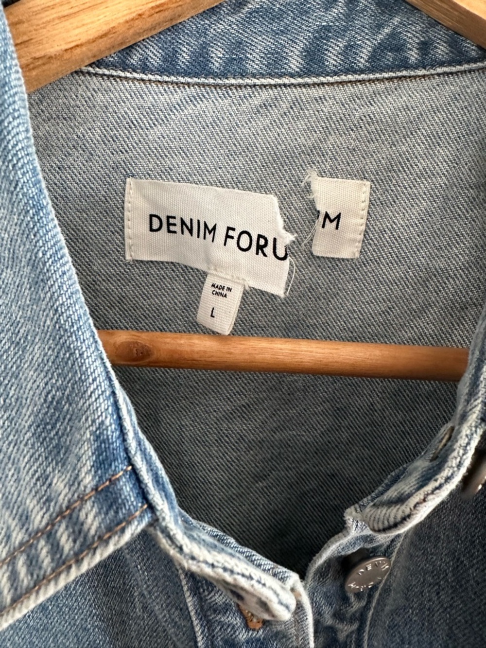 Denim Forum The '90s Sculpt Denim Shirt - Picture 5 of 7